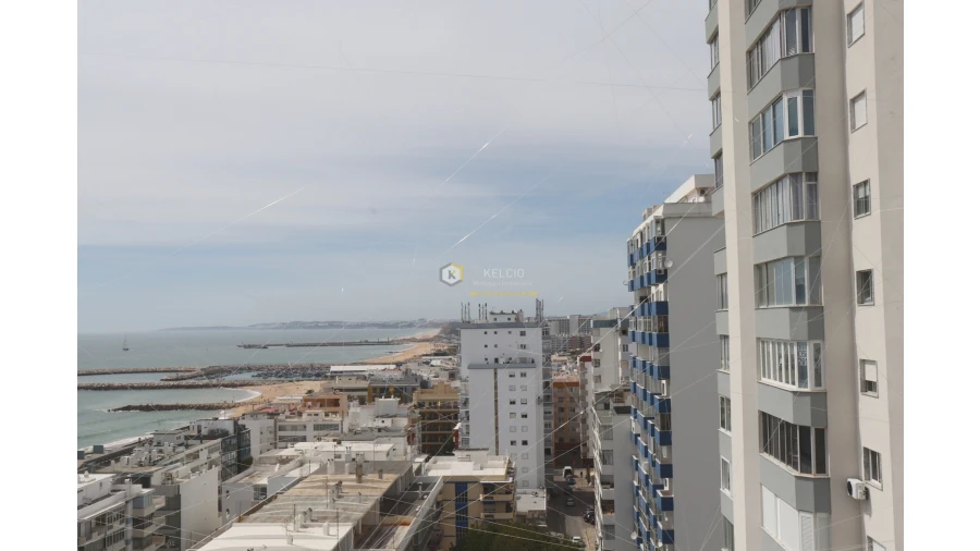 Apartamento T1 para Venda em Quarteira Foto 11