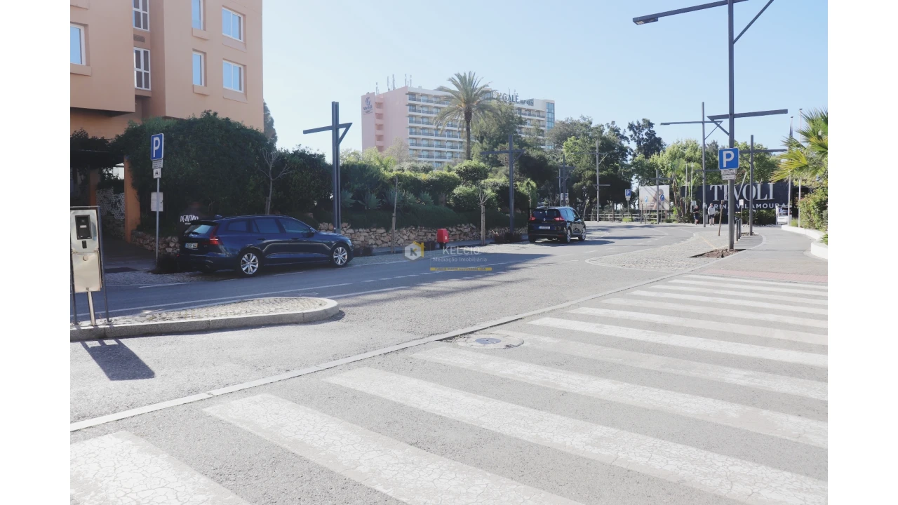 Apartamento T1 para Venda em Quarteira Foto 22