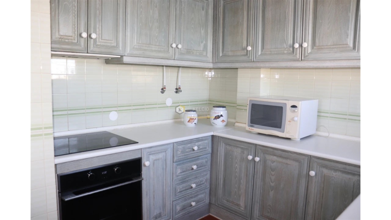 Apartamento T1 para Venda em Quarteira Foto 11
