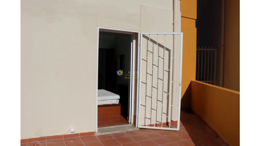 Apartamento T1 para Venda em Quarteira Foto 14