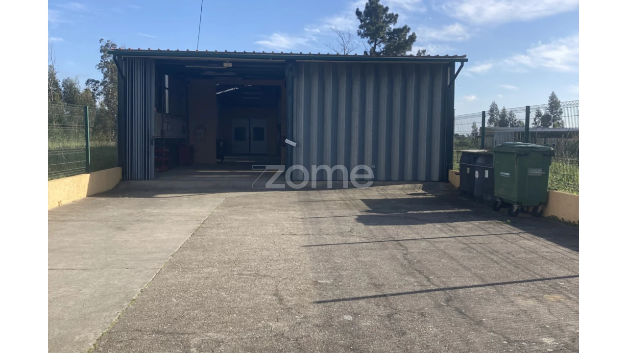 Terreno Comércio / Armazém para Venda em Mira Foto 1