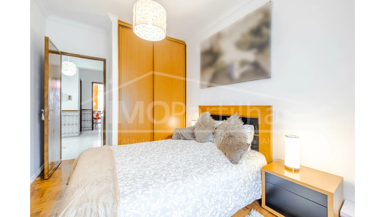Apartamento T2 para Venda em Algés, Linda-A-Velha e Cruz Quebrada-Dafundo Foto 10