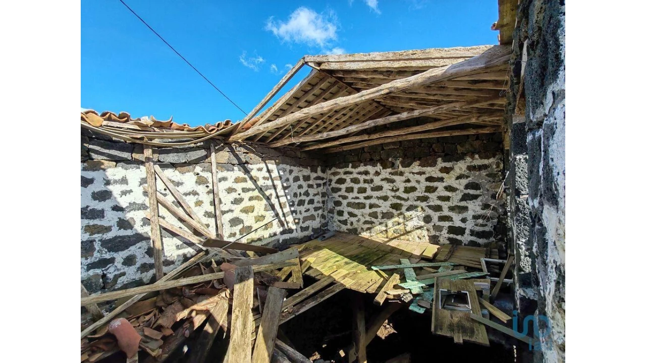 Moradia para Venda em Ribeiras Foto 7