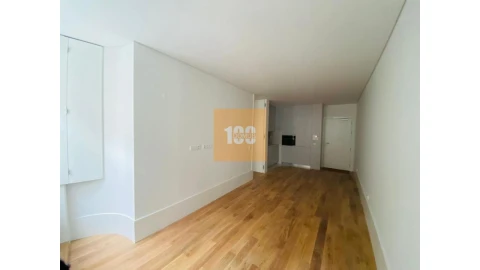 Apartamento T1 para Venda em Cedofeita, Santo Ildefonso, Sé, Miragaia, São Nicolau e Vitória