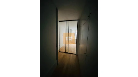 Apartamento T1 para Venda em Cedofeita, Santo Ildefonso, Sé, Miragaia, São Nicolau e Vitória