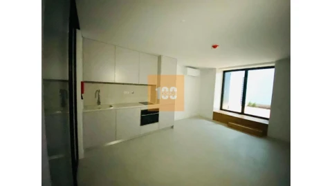 Apartamento para Venda em Cedofeita, Santo Ildefonso, Sé, Miragaia, São Nicolau e Vitória
