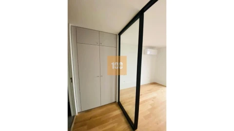 Apartamento T2 para Venda em Cedofeita, Santo Ildefonso, Sé, Miragaia, São Nicolau e Vitória