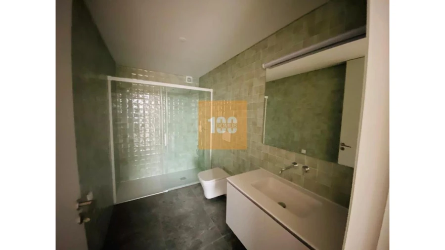 Apartamento T2 para Venda em Cedofeita, Santo Ildefonso, Sé, Miragaia, São Nicolau e Vitória Foto 13