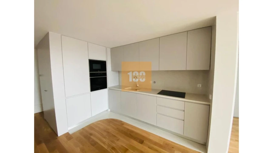 Apartamento T2 para Venda em Cedofeita, Santo Ildefonso, Sé, Miragaia, São Nicolau e Vitória Foto 7