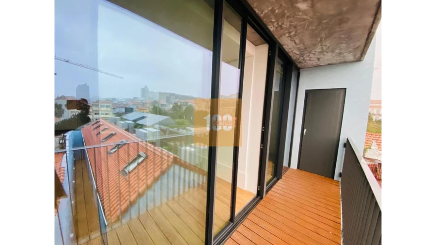 Apartamento T2 para Venda em Cedofeita, Santo Ildefonso, Sé, Miragaia, São Nicolau e Vitória Foto 9