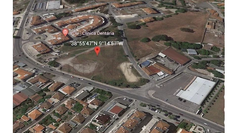 Terreno para Venda em Malveira e São Miguel de Alcainça