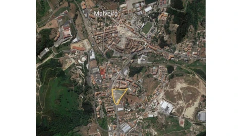 Terreno para Venda em Malveira e São Miguel de Alcainça