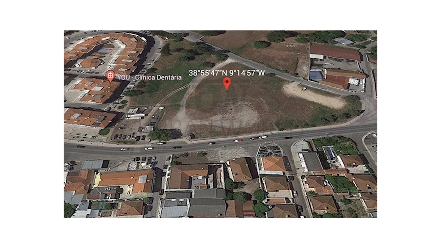 Terreno para Venda em Malveira e São Miguel de Alcainça Foto 2