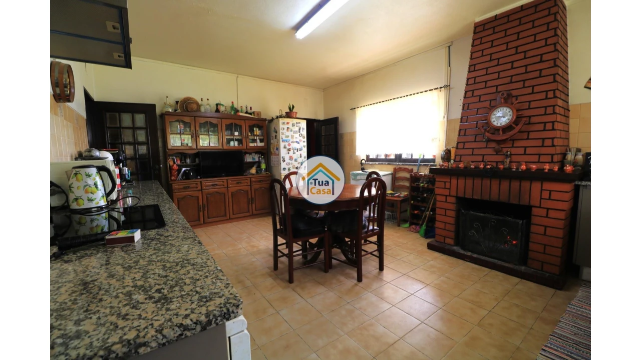 Moradia T5 para Venda em Arazede Foto 2