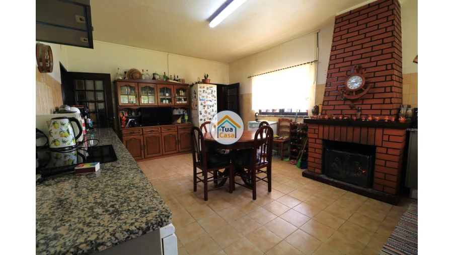 Moradia T5 para Venda em Arazede Foto 2