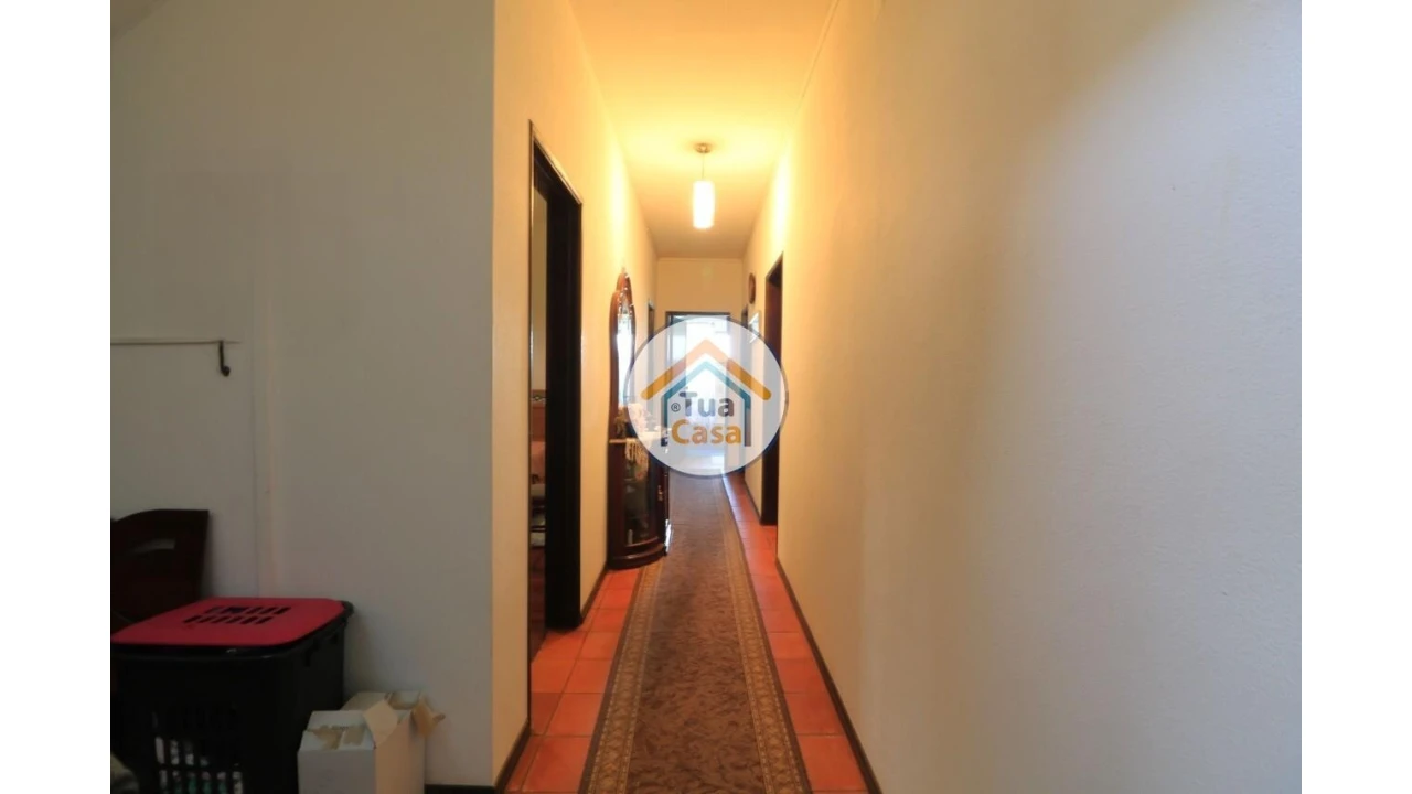 Moradia T5 para Venda em Arazede Foto 8