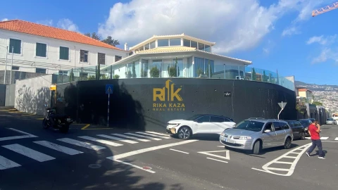 Moradia T3 para Venda em Funchal (São Pedro)