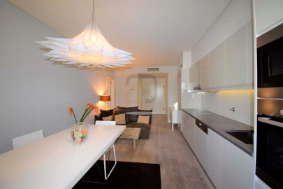 Apartamento T1 para Arrendamento em Misericórdia