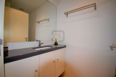 Apartamento T1 para Arrendamento em Misericórdia