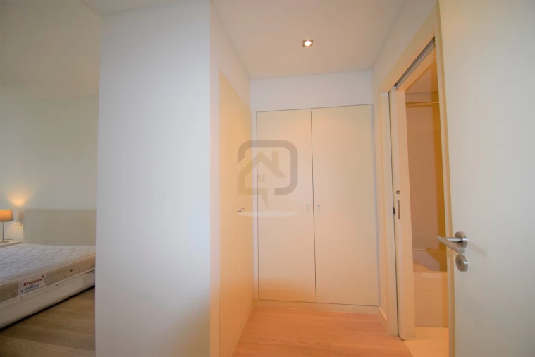 Apartamento T1 para Arrendamento em Misericórdia Foto 11