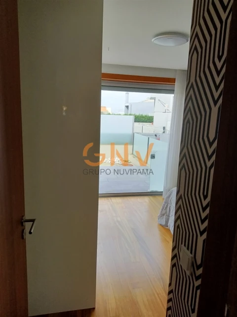 Moradia T4 para Venda em Gulpilhares e Valadares