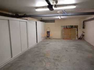 Moradia T4 para Venda em Gulpilhares e Valadares