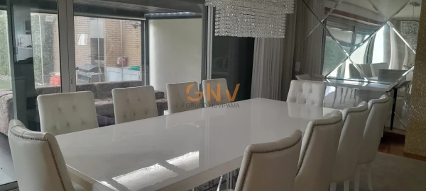 Moradia T4 para Venda em Gulpilhares e Valadares