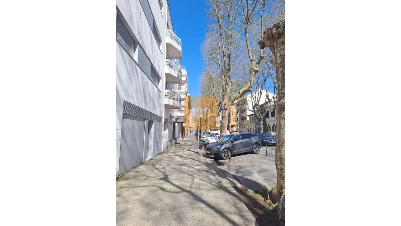 Apartamento T3 para Venda em Aldoar, Foz do Douro e Nevogilde Foto 9