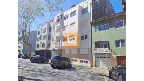 Apartamento T3 para Venda em Aldoar, Foz do Douro e Nevogilde