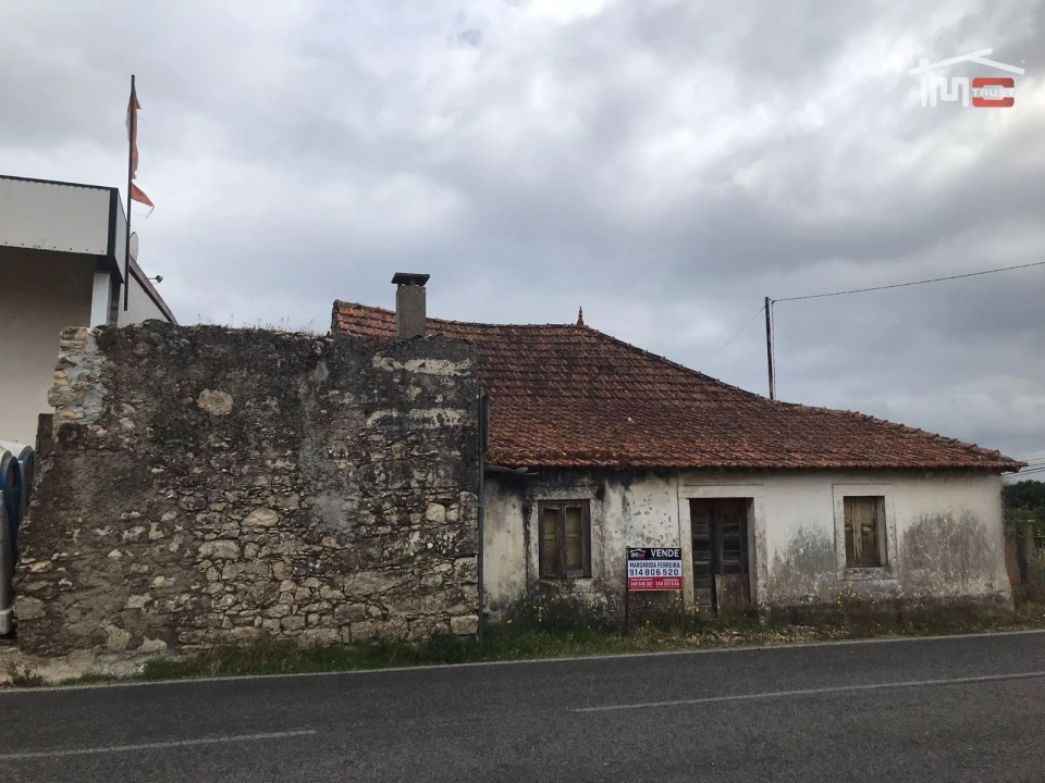 Moradia T3 para Venda em Atouguia Foto 7