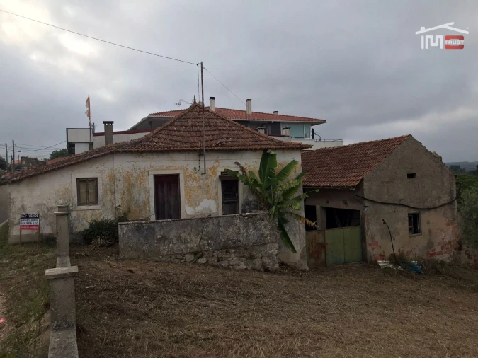 Moradia T3 para Venda em Atouguia Foto 6