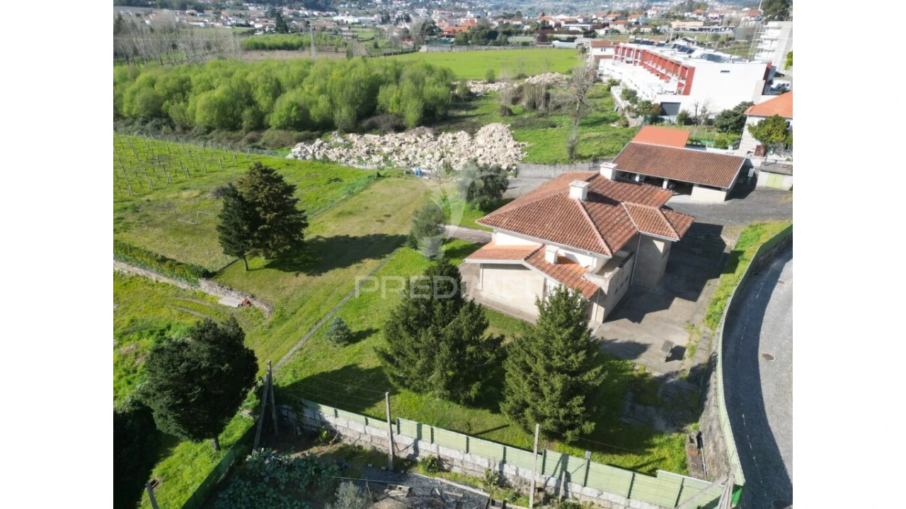 Moradia T4 para Venda em Sande Vila Nova e Sande São Clemente Foto 4