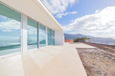 Moradia T4 para Venda em Estreito da Calheta