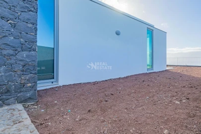 Moradia T4 para Venda em Estreito da Calheta