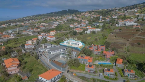 Moradia T4 para Venda em Estreito da Calheta