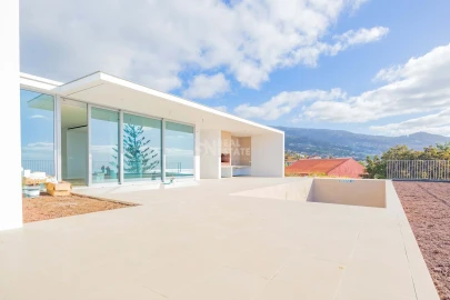 Moradia T4 para Venda em Estreito da Calheta