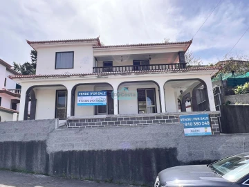 Moradia T5 para Venda em São Roque