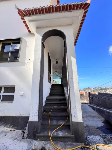Moradia T5 para Venda em São Roque