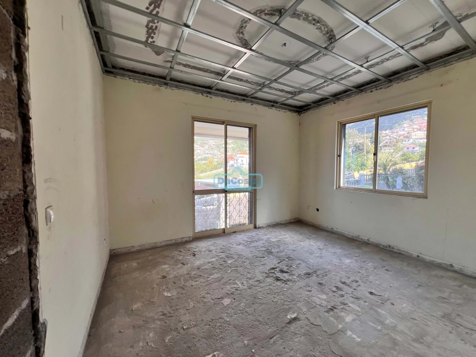 Moradia T5 para Venda em São Roque Foto 25