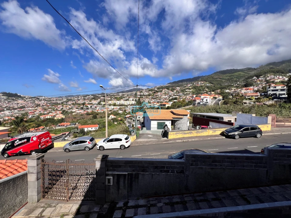 Moradia T5 para Venda em São Roque Foto 20