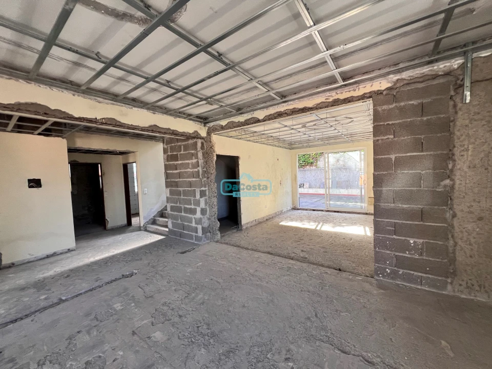 Moradia T5 para Venda em São Roque Foto 31