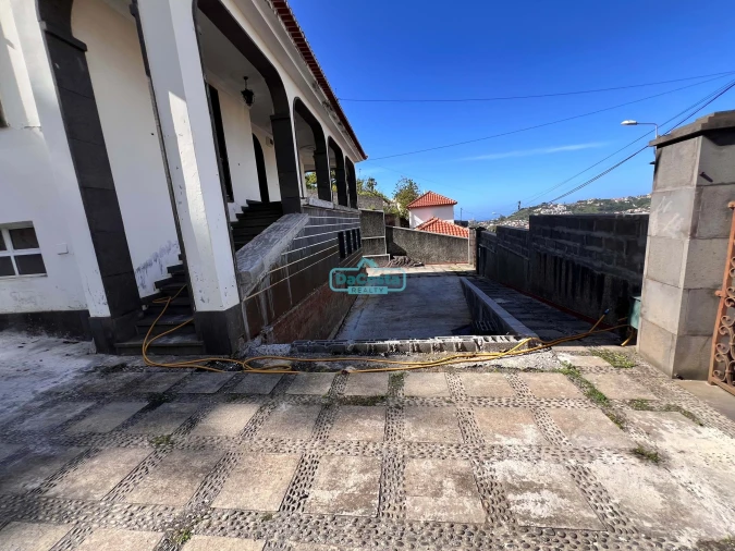 Moradia T5 para Venda em São Roque Foto 8