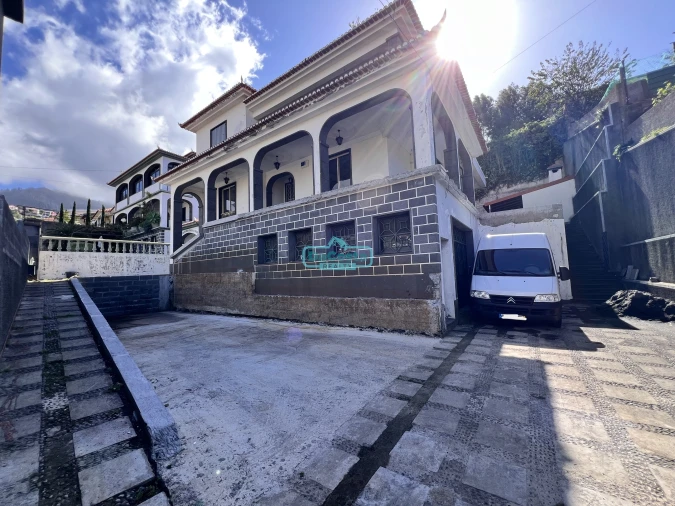 Moradia T5 para Venda em São Roque Foto 56