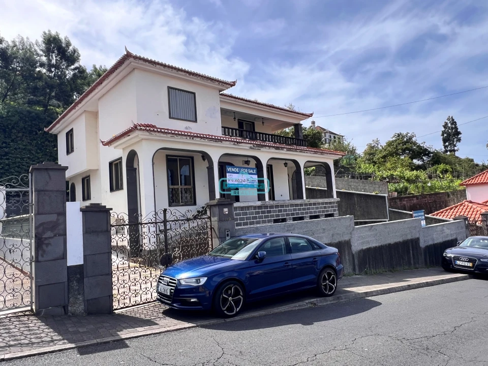 Moradia T5 para Venda em São Roque Foto 3