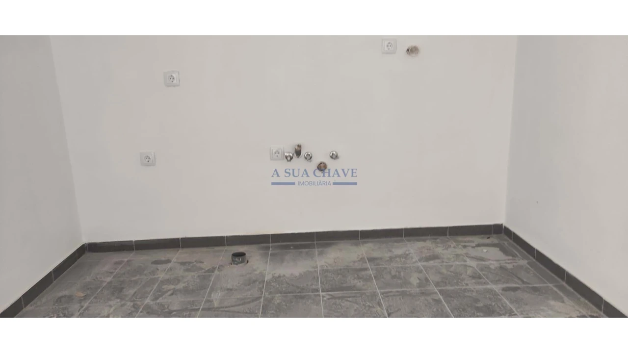 Moradia T4 para Venda em Seixal Foto 34