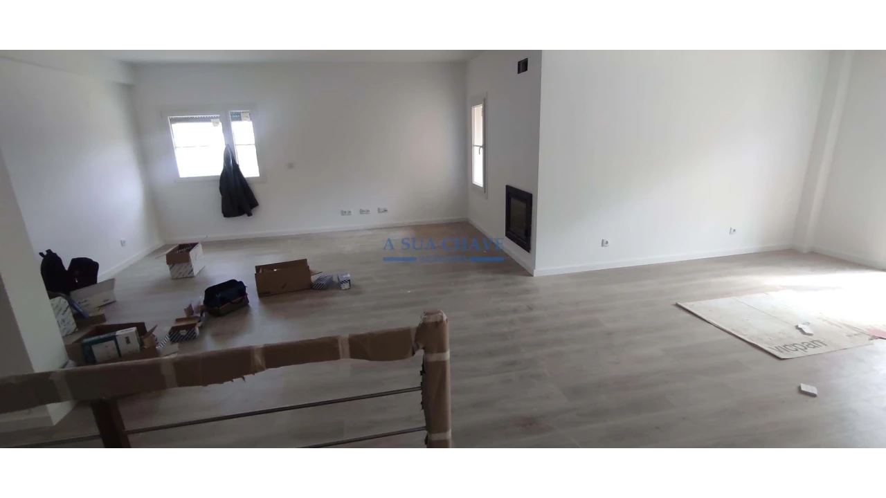 Moradia T4 para Venda em Seixal Foto 8