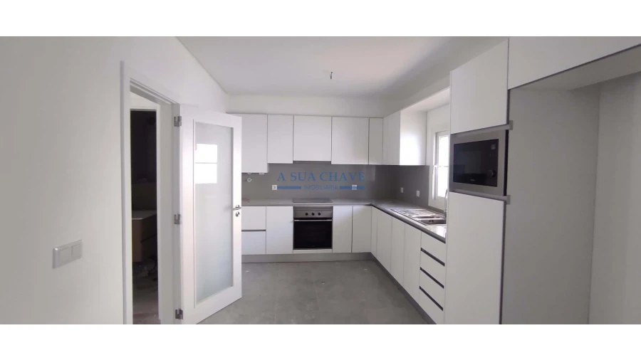 Moradia T4 para Venda em Seixal Foto 14