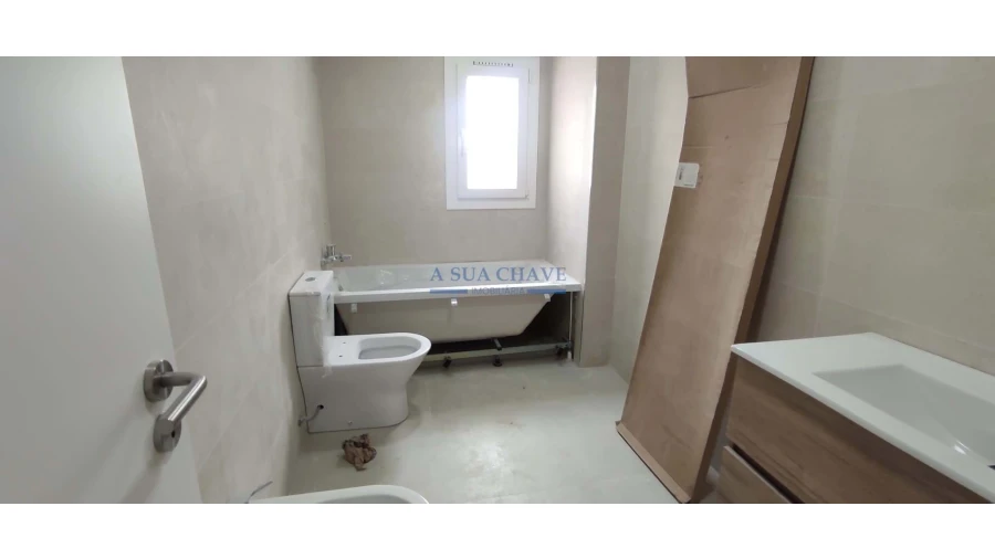 Moradia T4 para Venda em Seixal Foto 24