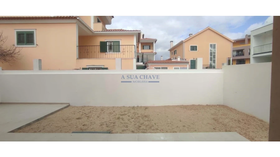 Moradia T4 para Venda em Seixal Foto 39