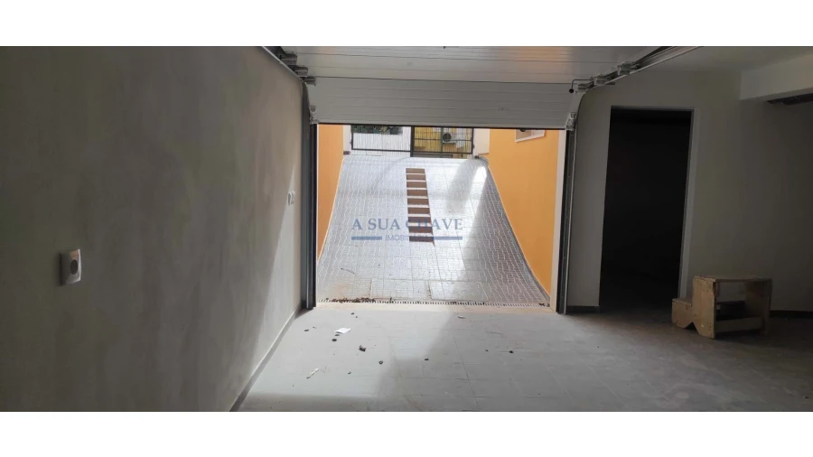 Moradia T4 para Venda em Seixal Foto 33